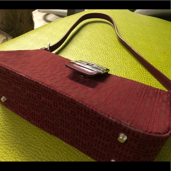 Perfect condition red vintage purse! - Picture 5 of 6